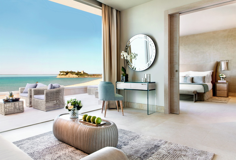 Tiara Holidays - Sani Dunes - Deluxe one bedroom suite grand balcony beachfront